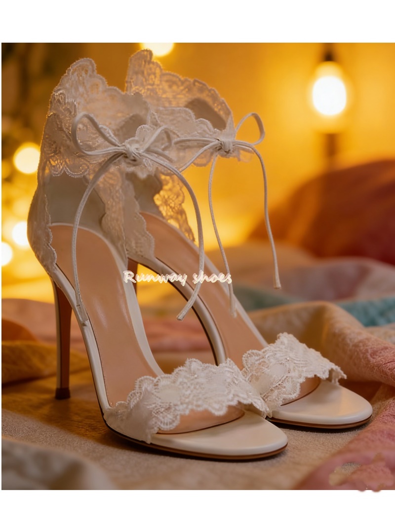 Sapatos de Casamento Brancos d - Sewing Cloth avaliação e preço